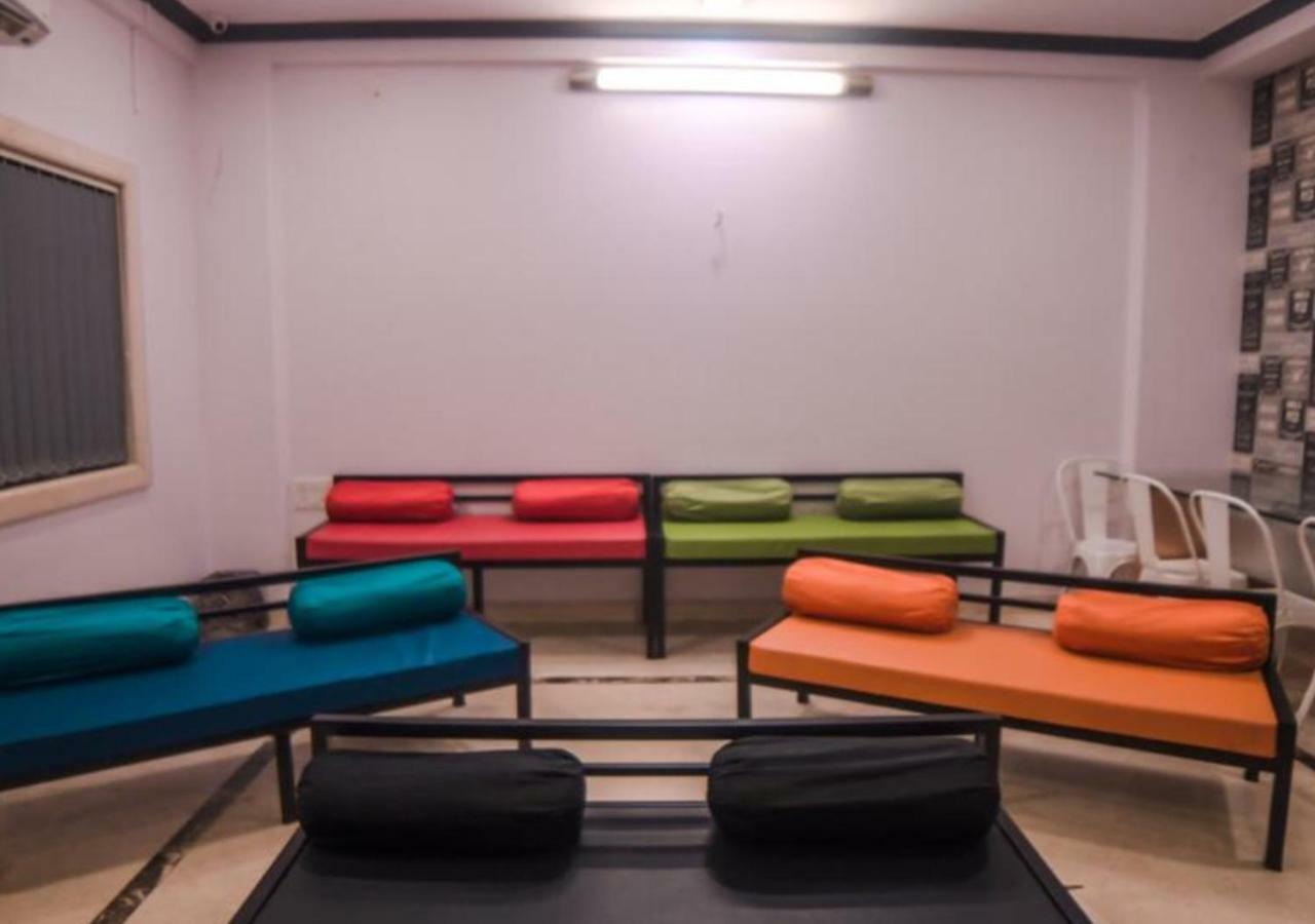 Happinest - The Backpacker'S Hostel Mumbai Exterior foto